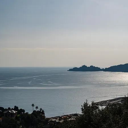 - Nido Romantico Con Vista Mare Apartment *